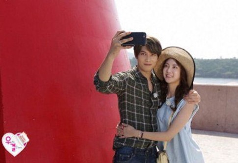 Pelukan Terakhir Jonghyun CNBlue dan Gong Seung Yeon di We Got Married