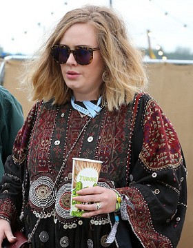 Teka-teki Album Baru Adele Berakhir Tahun Ini?