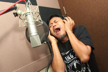 Epy Kusnandar Rilis Lagu Cinta untuk Pria-pria Jelek