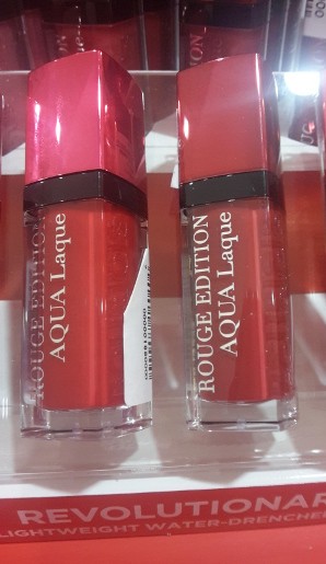 Bourjois Rilis Lipstik Cair dengan 45 Persen Kandungan Air