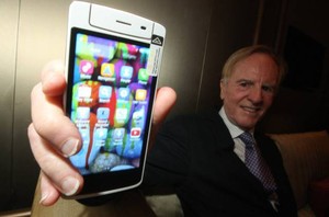 Kisah Sculley: Memecat Steve Jobs & Membelot Bikin Android Murah