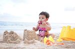 Gemes Maksimal! Gempita Marten Super Cute di Pantai Bali