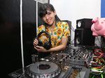 Yuk, Intip Putri Una Nge-DJ