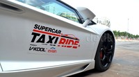 Lamborghini Aventador melakukan test ride dalam ajang 'Supercar Taxi Ride'. Pool/Aris Ginanjar/detikFoto.