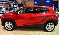 Tampilan interior dengan warna kombinasi (2-tones color), turut memberikan nuansa futuristic pada mobil dengan kapasitas 5 seater yang lapang dan luas ini. Pool/Aris Ginanjar/detikFoto.