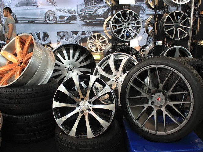 Gila! Pelek Seharga Mobil pun Diserbu