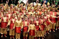 Konser tersebut diselenggarakan dalam rangka memperingati Hari kemerdekaan Republik Indonesia yang ke-70 dengan mementaskan sejumlah lagu nasional.