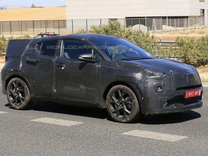 Mobil Toyota Pesaing Honda HR-V Sudah Mulai Terlihat di Jalanan