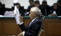 Duit suap ini diberikan dengan maksud mempengaruhi putusan atas permohonan pengujian kewenangan Kejaksaan Tinggi Sumatera Utara atas penyelidikan tentang dugaan terjadinya tindak pidana korupsi Dana Bantuan Sosial (Bansos), Bantuan Daerah Bawahan (BDB), Bantuan Operasional Sekolah (BOS), tunggakan Dana Bagi Hasil (DBH) dan Penyertaan Modal pada sejumlah BUMD pada Pemprov Sumatera Utara.