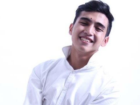 Vadi Akbar dan Filosofi Mayor 7