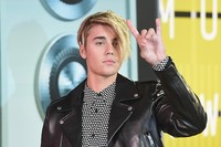 Justin kembali dengan gaya rambut polem. Jason Merritt/Getty Images/detikFoto.