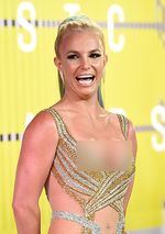 Britney Spears Nggak Kalah Seksi dari Nicki Minaj di MTV VMA
