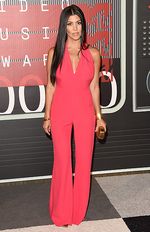 Kylie Jenner dan Kourtney Kardashian Jadi Sorotan di MTV VMA 2015