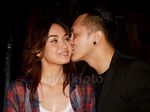 Aww, Mesranya Demian Cium Sara Wijayanto
