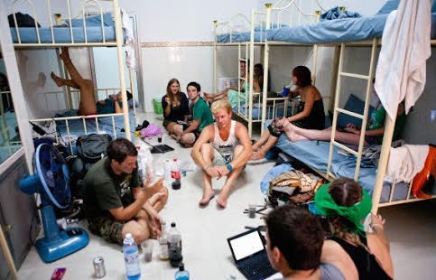 6 Keuntungan Menginap di Hostel