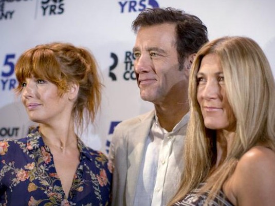 Lewat Old Times, Clive Owen Debut Pentas Broadway