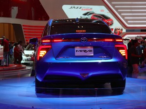 Canggih, Air Limun Bisa Jadi Bahan Bakar Toyota Mirai