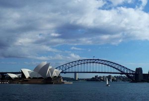 Pemerintah Masih Berusaha Lobi Australia untuk Bebas Visa
