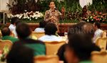 Jokowi Makan Bareng Tukang Ojek Hingga Sopir Kopaja