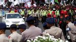 Ribuan Buruh Longmarch ke Istana