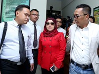 Ia mengaku ingin segera mengakhiri perceraian itu. Pool/Palevi S/detikFoto.