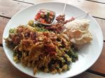 Nikmat Sehat Nasi Goreng Hijau  dan Empuk Gurih Pizza Marinara di Daramina