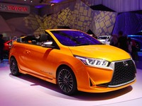     Mobil didesain oleh kalangan TAM dengan warna yang mencolok, kuning markisa.