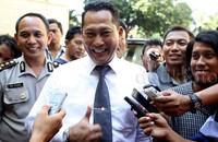 Seandainya saya diganti, tidak ada masalah. Kan saya sampaikan, tugas ini kan amanah, dan saya akan bertanggung jawab atas amanah sebaik mungkin. Dikala tugas ini dianggap cukup, ya sudah. Yang jelas saya melaksanakan tugas secara baik, secara benar urai Buwas, Rabu (2/9/2015).