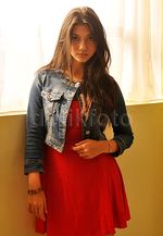 Pretty in Red, Cassandra Lee