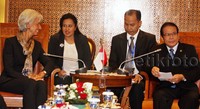 IMF menyarankan agar Indonesia mengedepankan proyek infrastruktur padat karya, koperasi dan UMKM. DPR mempunyai pandangan yang sama dengan IMF dalam hal ini. Lamhot Aritonang/detikFoto.