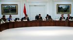 Jokowi Pimpin Rapat Kabinet Bahas Ekonomi
