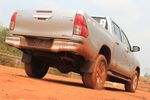 Toyota Hilux di Medan Offroad