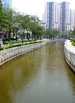 Menengok Cantiknya Sungai Epicentrum di Jakarta