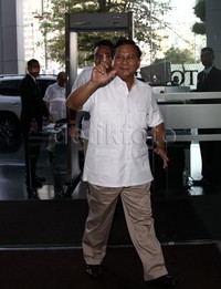 Ada pula Ketua Umum Partai Gerindra Prabowo Subianto.