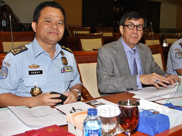 Menkum HAM-Komisi III Bahas Visa WN Tiongkok