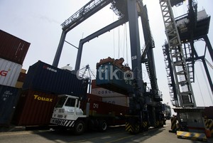 Dwell Time Lelet, Pengusaha Usul Pemeriksaan Kontainer di Luar Priok