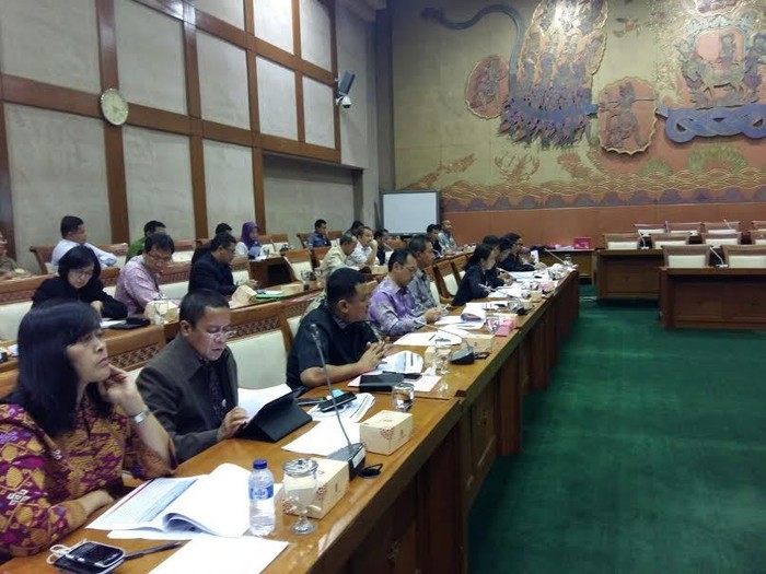 Rapat di DPR, Rini Dicecar Soal RJ Lino dan Kereta Cepat