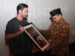 10 Tahun Berkarya, Reza Rahadian Gelar Syukuran