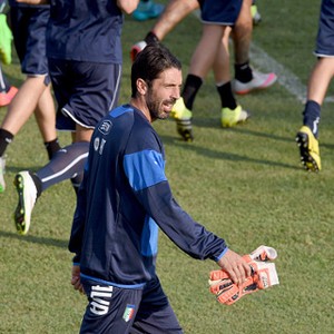 Buffon Tuntut Italia Tetap Waspadai Malta dan Bulgaria