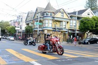 Aroma Janis Joplin, Jerry Garcia, The Mamas and The Papas, Jimi Hendrix, Scott McKenzie hingga The Rolling Stone masih sangat kental sejak persimpangan pertama di dekat Golden Gate, 3 blok sebelum memasuki Haight-Asbury (Ari Saputra/detikTravel)
