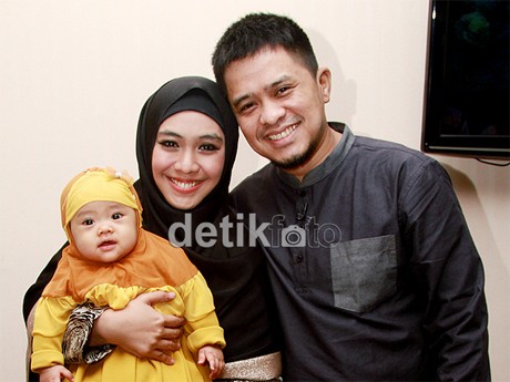 Hamil Anak Kedua, Oki Setiana Dewi Nangis karena Bebek Betutu