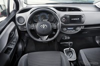     Tidak hanya eksterior, interior juga dilengkapi dengan perpaduan dua warna di pada kabin seat yang berwarna hitam dan piano black di panel trimnya. (Istimewa/Response).