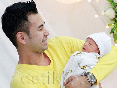 Nagita Lahirkan Rafathar, Raffi Ahmad Ingin Beri Kado Berlian