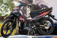 Desain lampu depan dan lampu sein lebih tajam dan terang. Desain lampu belakang lebih futuristik sporty dan lebih terang.