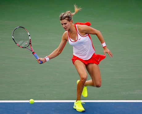 Bouchard dan Venus Melaju