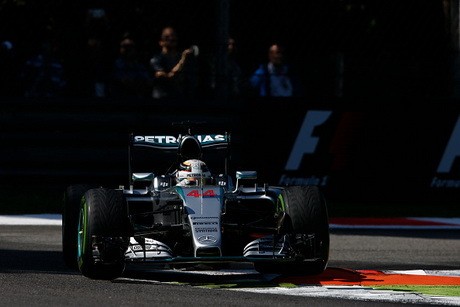 Hamilton Start Terdepan di Monza
