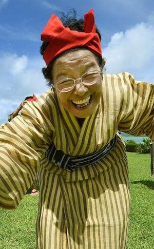 KBG84, Girlband Jepang dengan 33 Personil Nenek-nenek