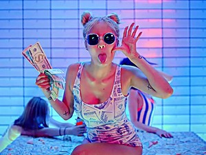 Lebih Seksi, Ini Versi Original Video Because Im The Best HyunA 4Minute
