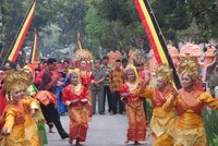Kawasan Saribu Rumah Gadang merupakan desa wisata. Wisatawan bisa datang kapan saja ke desa wisata ini. Tapi kalau ada tamu khusus, disiapkan tarian penyambutan (Fitraya/detikTravel)