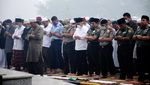 Warga Pekanbaru Gelar Salat Minta Hujan